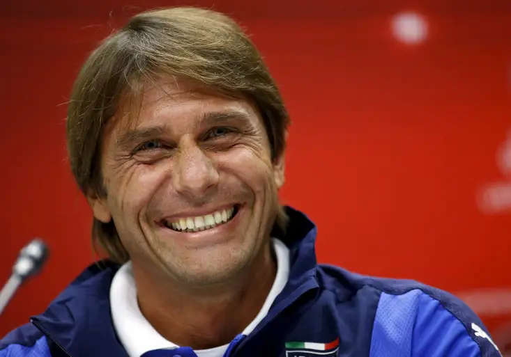 Potvrzeno! Antonio Conte se stane novým koučem Chelsea. Jak reagují fanoušci?