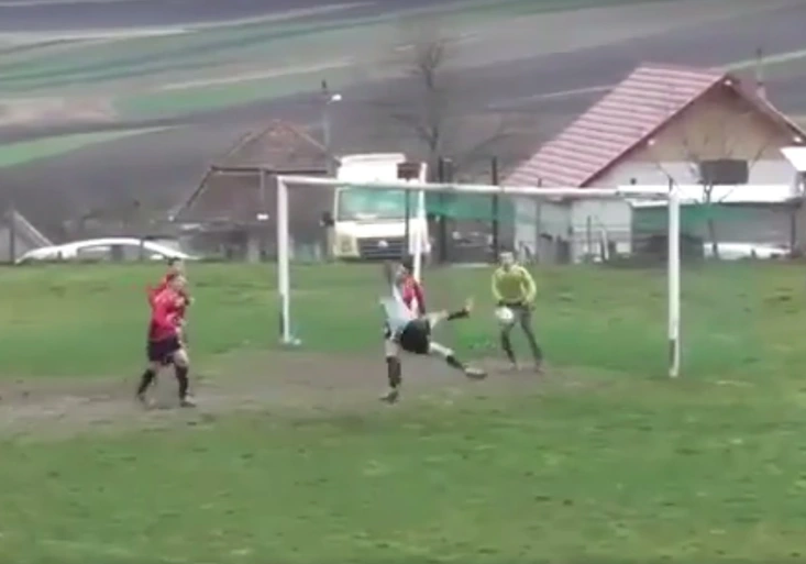 VIDEO: Fatal error v Rumunsku. Byl to gól, nebo nebyl? A co následovalo?