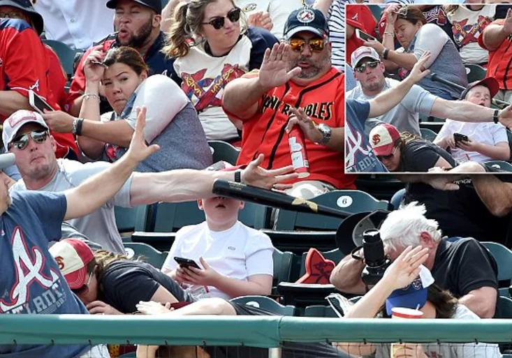 Baseballová „boží ruka“. Komu může děkovat malý fanoušek za záchranu?