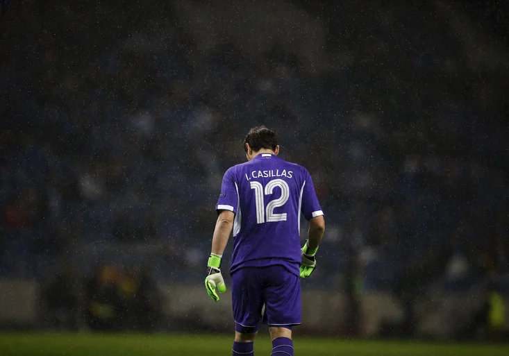 Hrát si na Neuera se nevyplatilo. Předvedl Iker Casillas největší zkrat v kariéře?
