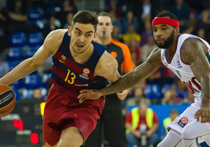 Euroliga: Barca hraje o postup proti Pireu. I s Čechem Satoranským