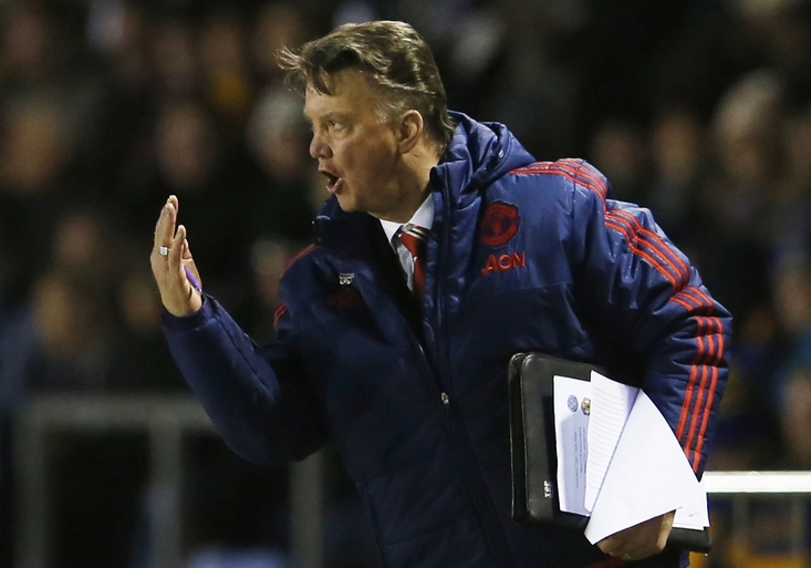 United vyhráli, Louis van Gaal měl jen jedinou starost: málem si vypíchl oko!