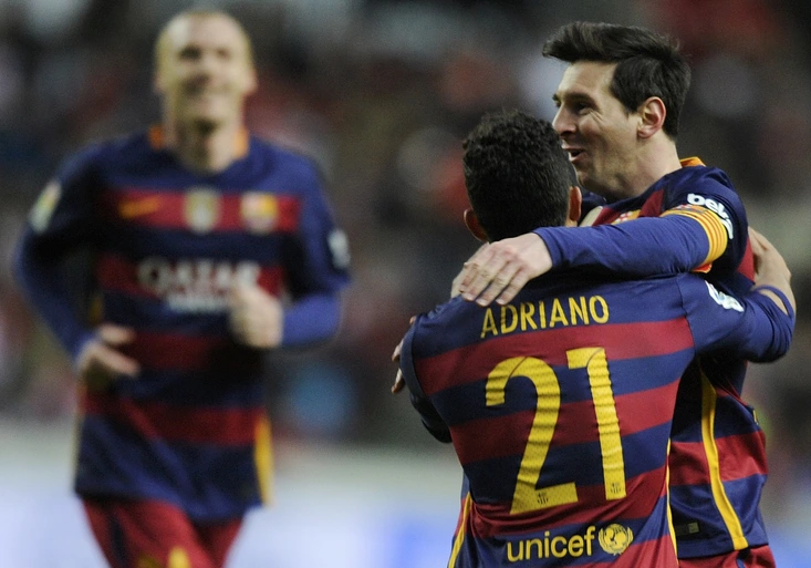 VIDEO: Messi je král! Ráno dal neskutečný gól na tréninku. Večer oslavil 300. gól v lize