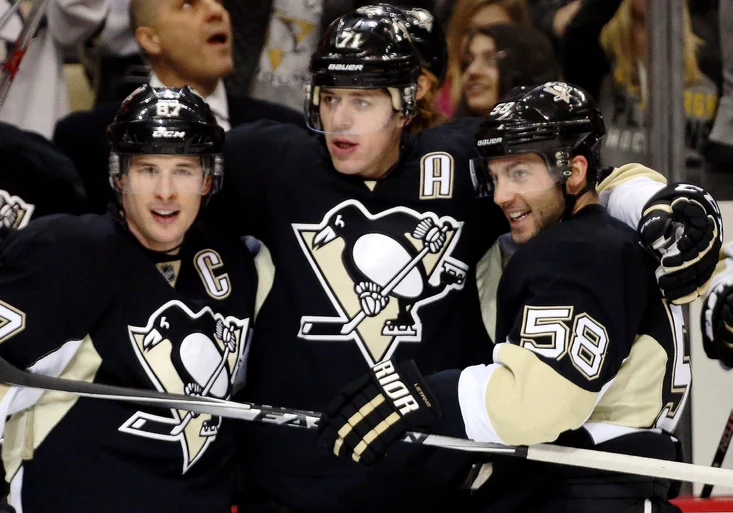 VIDEO: „Dejte mi prázdnou branku, tohle je těžký!“ smál se Malkin při NHL After Dark