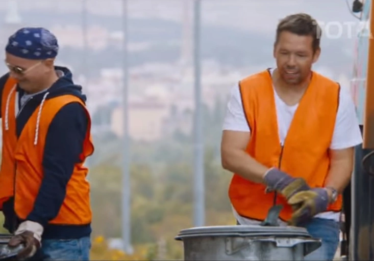 Popelář, nebo zpěvák? Pavel Horváth zkouší prorazit v šoubyznysu s Michalem Davidem