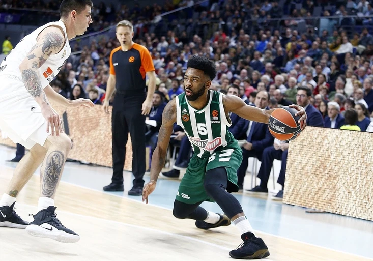 V basketbalové Eurolize jde do tuhého! V play-off zbývají už jen tři volná místa