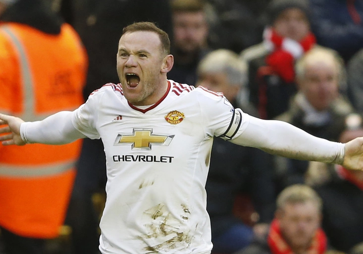 Premier League: Šlágr rozhodl Rooney! Čech čaroval ve Stoke