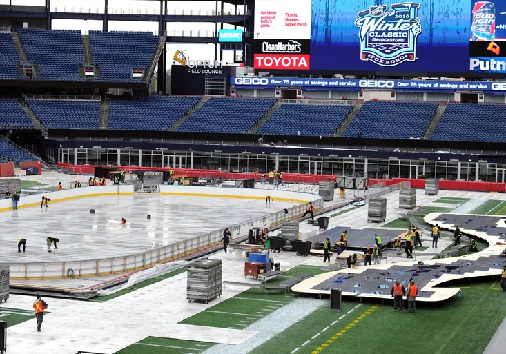 Válka odvěkých rivalů z NHL: Boston a Montreal si to na Nový rok rozdají před 60 tisíci diváky