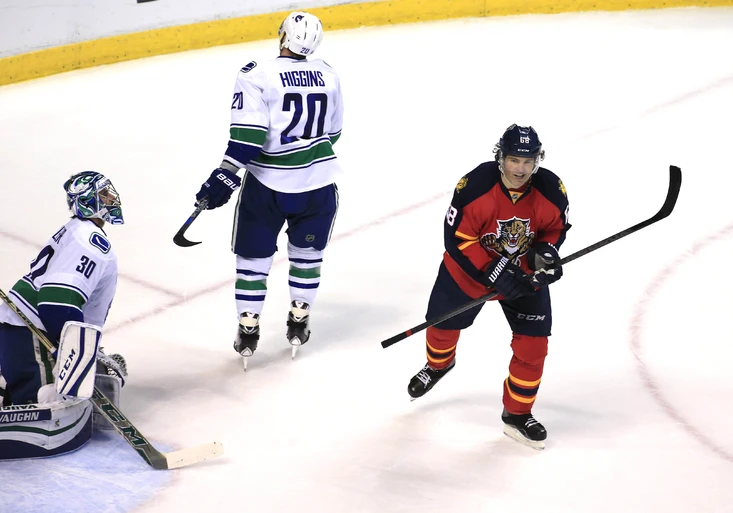 Jágr se osamostatnil, přeskočil legendu a v NHL už je 4. nejlepší střelec historie. Kdo je další na řadě?