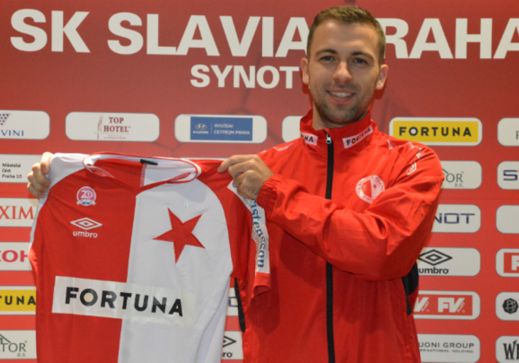 Hušbauer jde ze Sparty do Slavie! Fanouškům se ohlásil z New Yorku