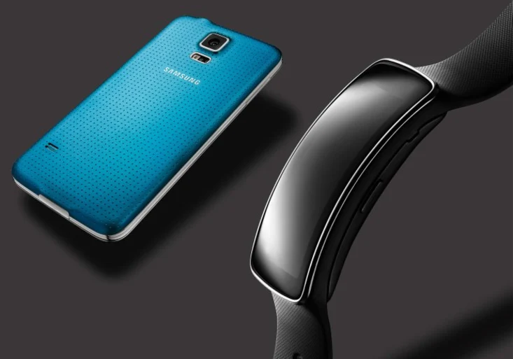 Samsung_Galaxy_Gear_Fit_01