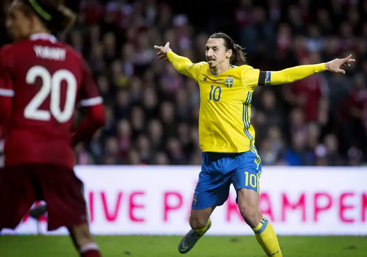 Fantastický Zlatan poslal Švédy na Euro a celé Dánsko do důchodu