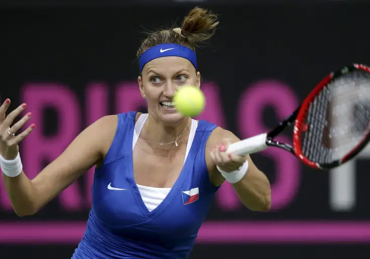 Finále je zatím 1:1. Petra Kvitová získala první bod. Karolína Plíšková na Šarapovovou nestačila