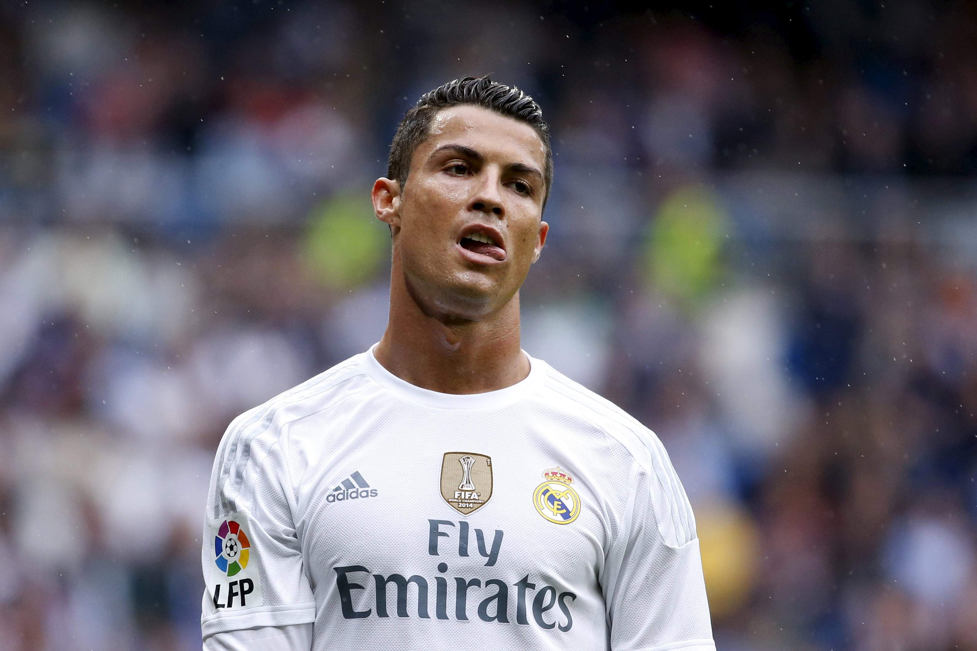 Real Madrid's Cristiano Ronaldo reacts during their Spanish First Division soccer match against Levante at Santiago Bernabeu stadium in Madrid, October 17, 2015. REUTERS/Juan Medina