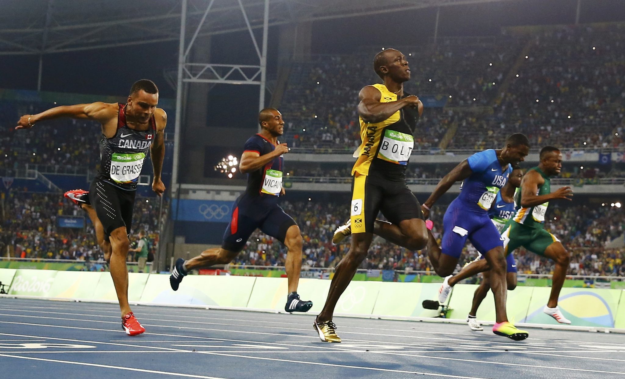 2016 Rio Olympics - Athletics - Final - Men's 100m Final - Olympic Stadium - Rio de Janeiro, Brazil - 14/08/2016. Usain Bolt (JAM) of Jamaica runs to win the gold. REUTERS/Kai Pfaffenbach TPX IMAGES OF THE DAY. FOR EDITORIAL USE ONLY. NOT FOR SALE FOR MARKETING OR ADVERTISING CAMPAIGNS.